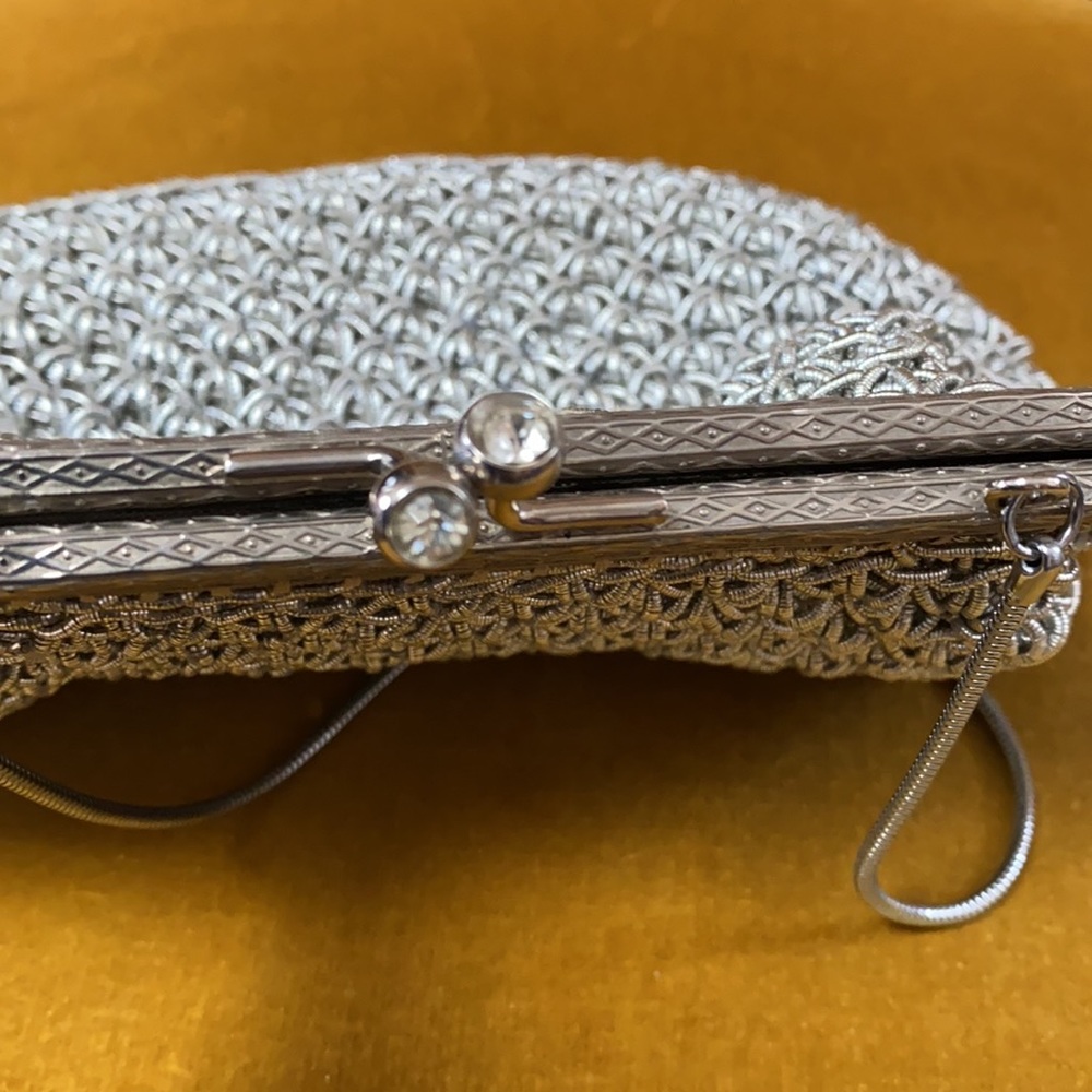 VTG 50’s Silver Woven Knitted Crochet Rhinestone Kisslock Purse Bag - Picture 7 of 10